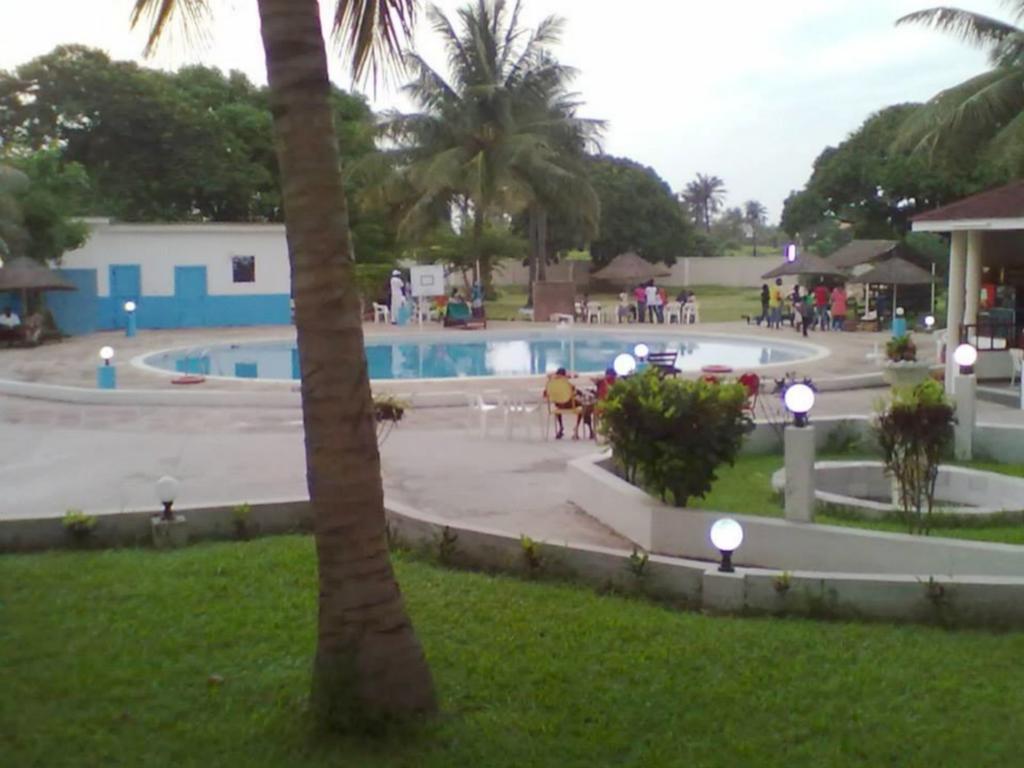 Mansea Beach Hotel Kololi Exterior photo