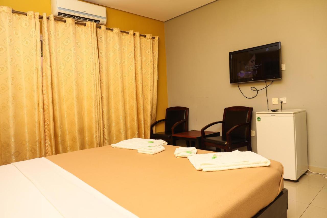 Mansea Beach Hotel Kololi Exterior photo