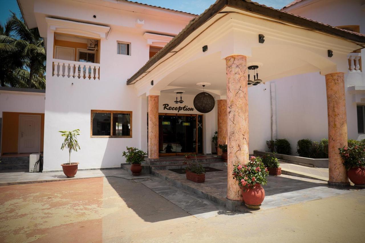 Mansea Beach Hotel Kololi Exterior photo